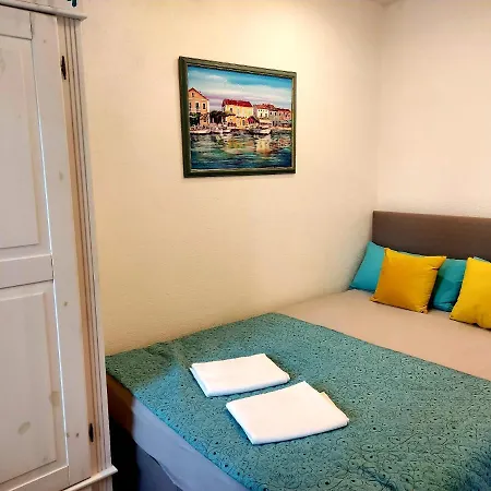 Sea Dvorska 37 Tatil Evi *
