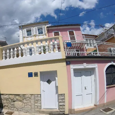 Сasa de vacaciones Sea Dvorska 37 *