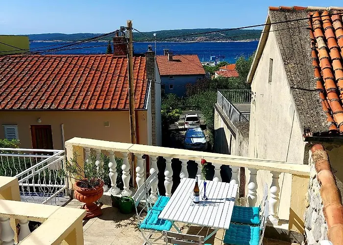 Sea Dvorska 37 *